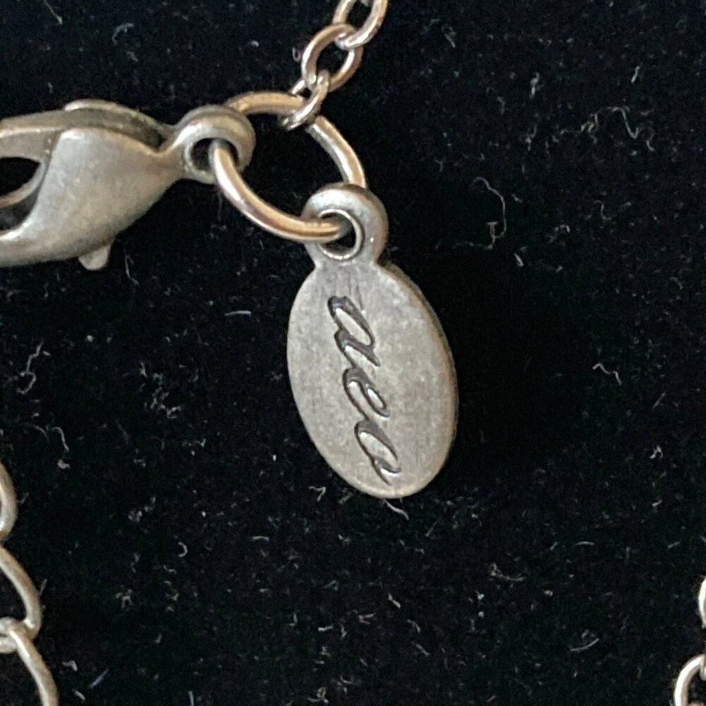 Vintage American Eagle Outfitters aeo Crystal Pendant Necklace Silver tone Chain - Picture 3 of 6